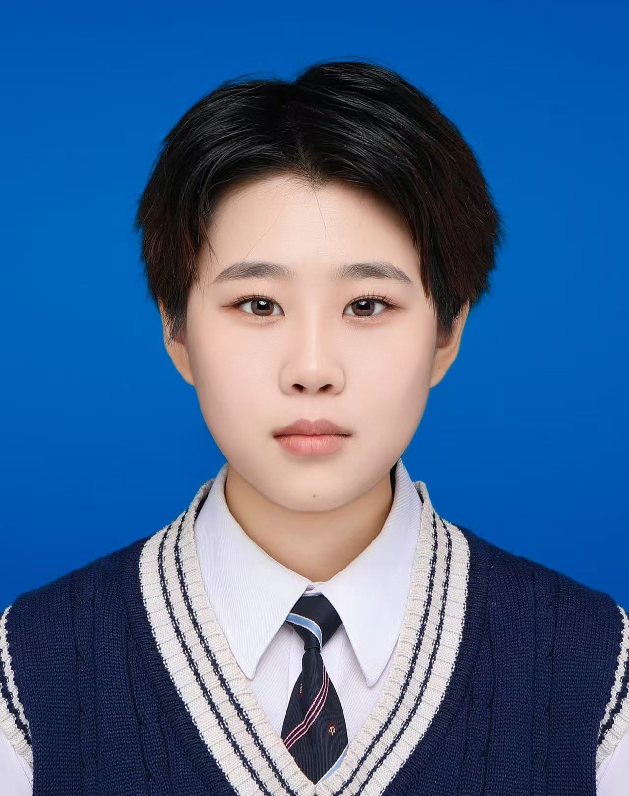 ​2025级硕士  王媛